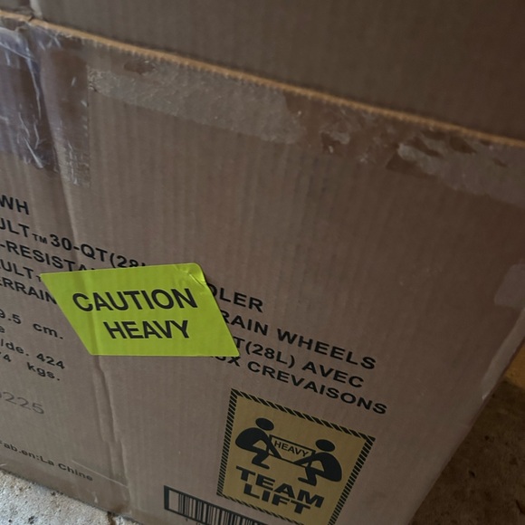 Ninja Cloud White 30qt Wheeled Cooler BNIB - Picture 4 of 5